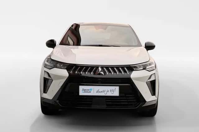 Mitsubishi Grandis (2026) thumbnail 2
