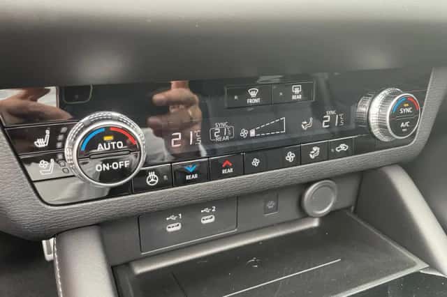 Mitsubishi Outlander (2026) thumbnail 19