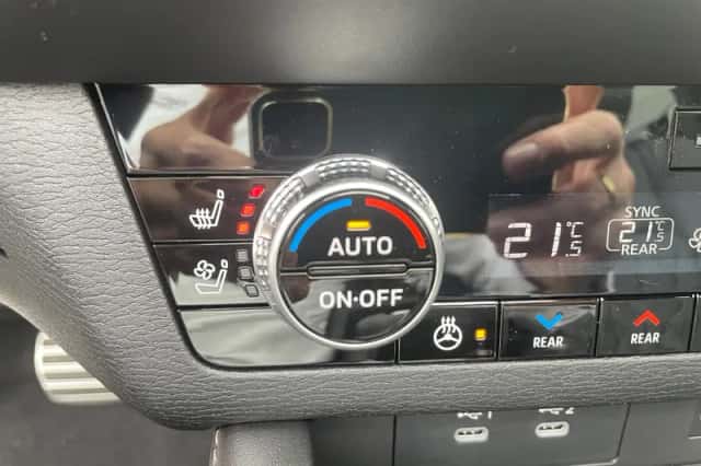 Mitsubishi Outlander (2026) thumbnail 27
