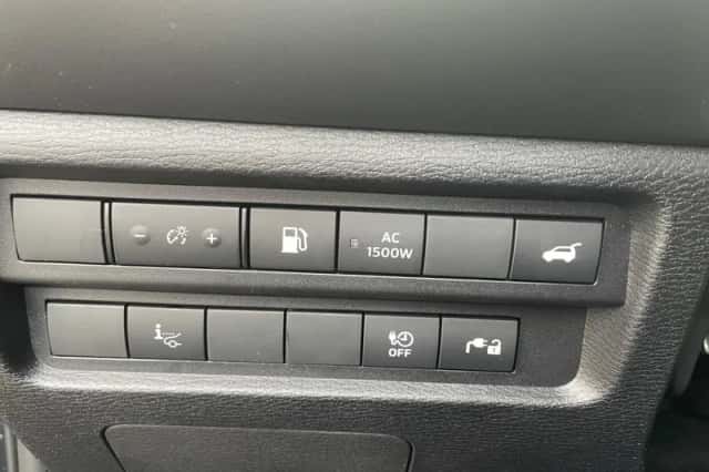 Mitsubishi Outlander (2026) thumbnail 29