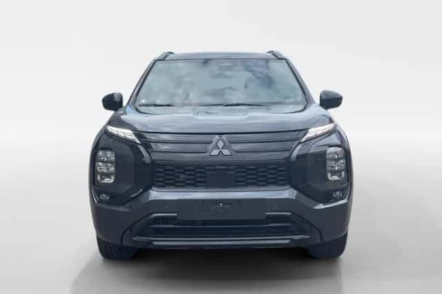 Mitsubishi Outlander (2026) thumbnail 4