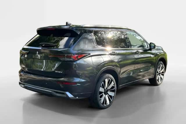 Mitsubishi Outlander (2026) thumbnail 6