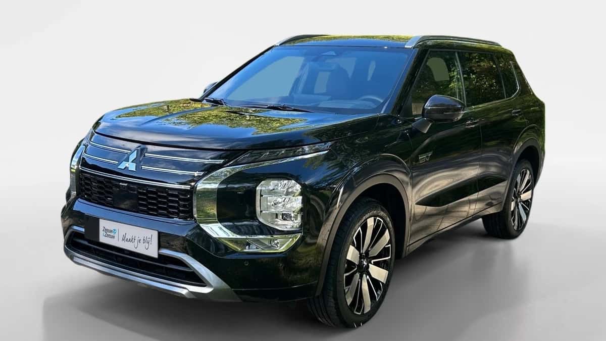 Mitsubishi Outlander (2026) — foto 1
