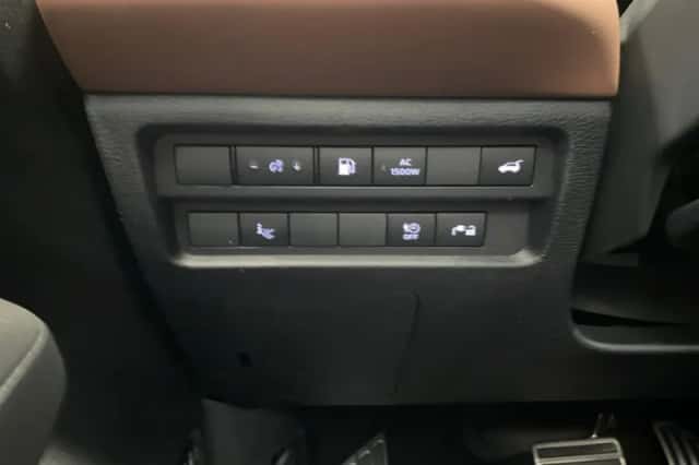 Mitsubishi Outlander (2026) thumbnail 18