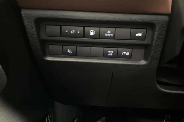 Mitsubishi Outlander (2026) thumbnail 23