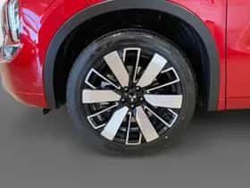 Mitsubishi Outlander (2026) thumbnail 6