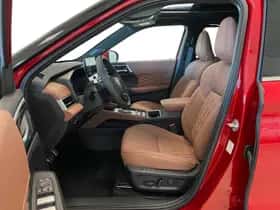 Mitsubishi Outlander (2026) thumbnail 9