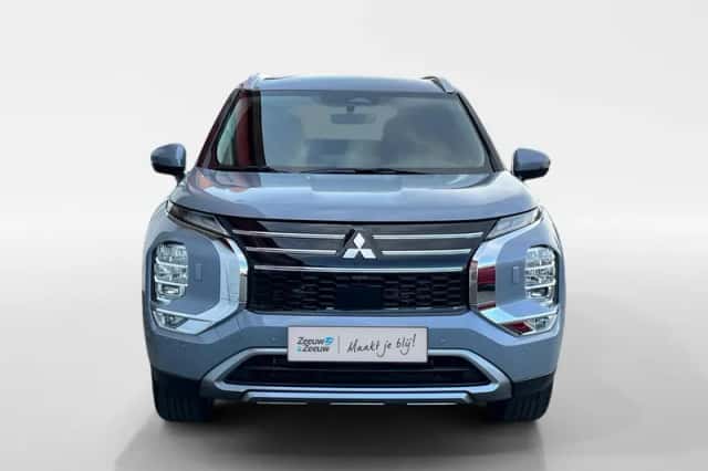 Mitsubishi Outlander (2026) thumbnail 8