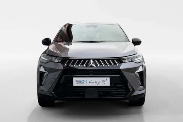 Mitsubishi Grandis (2025) thumbnail 2