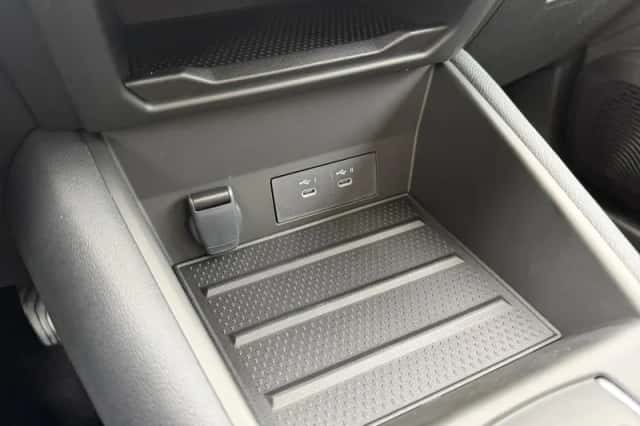 Mitsubishi Grandis (2025) thumbnail 22