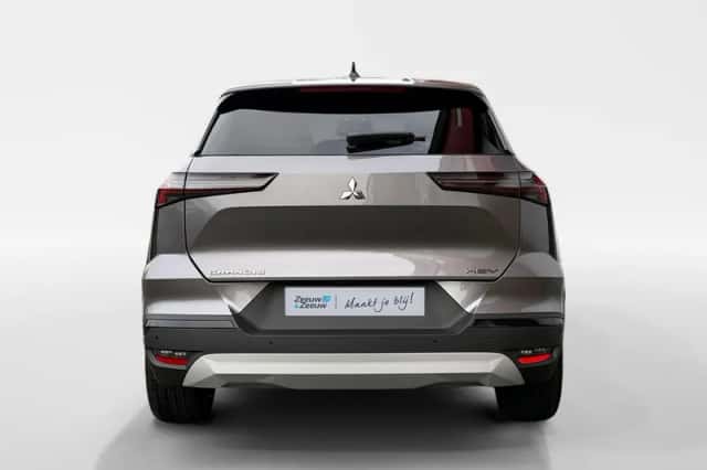Mitsubishi Grandis (2025) thumbnail 7