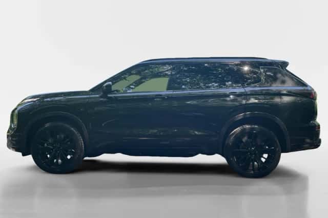 Mitsubishi Outlander (2026) thumbnail 4