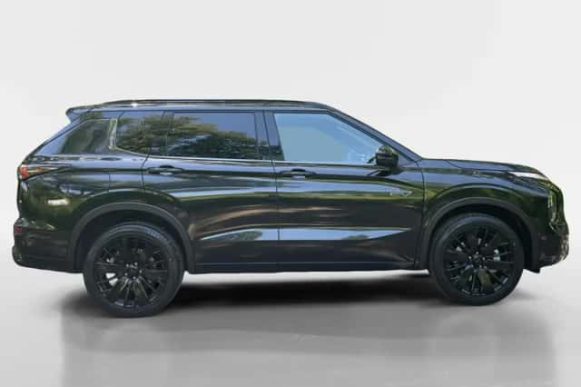 Mitsubishi Outlander (2026) thumbnail 5