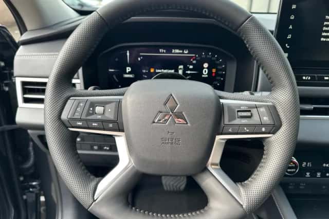 Mitsubishi Outlander (2026) thumbnail 14