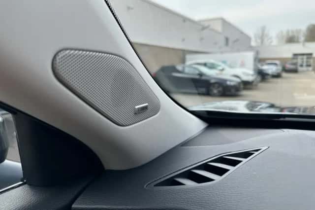 Mitsubishi Outlander (2026) thumbnail 26