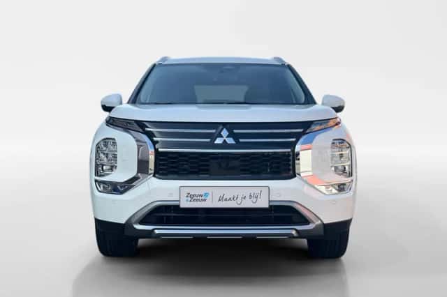 Mitsubishi Outlander (2026) thumbnail 2