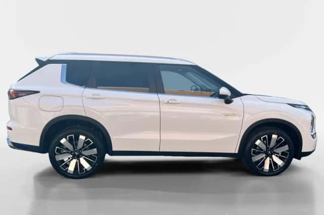 Mitsubishi Outlander (2026) thumbnail 5