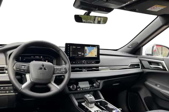 Mitsubishi Outlander (2026) thumbnail 16