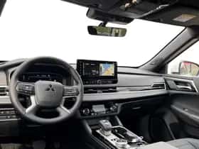 Mitsubishi Outlander (2026) thumbnail 16