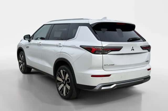 Mitsubishi Outlander (2026) thumbnail 5