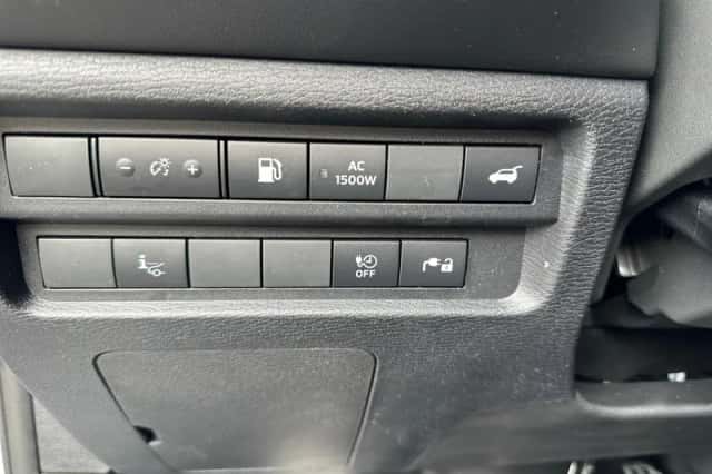 Mitsubishi Outlander (2026) thumbnail 14
