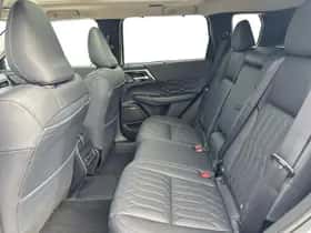 Mitsubishi Outlander (2026) thumbnail 26