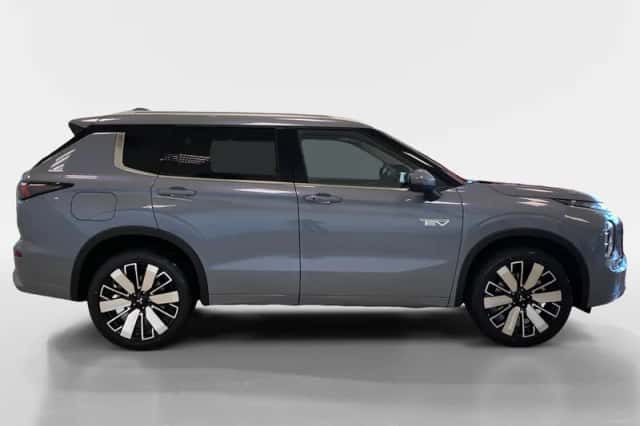 Mitsubishi Outlander (2026) thumbnail 5