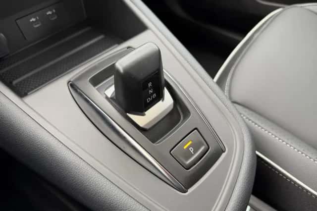 Mitsubishi Grandis (2025) thumbnail 24