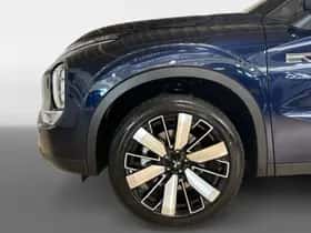 Mitsubishi Outlander (2026) thumbnail 9
