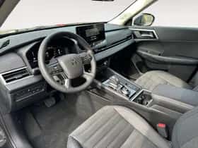 Mitsubishi Outlander (2026) thumbnail 14