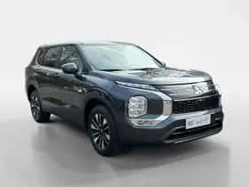 Mitsubishi Outlander (2026) thumbnail 3