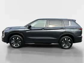 Mitsubishi Outlander (2026) thumbnail 4