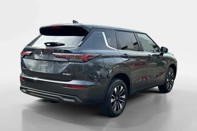 Mitsubishi Outlander (2026) thumbnail 6