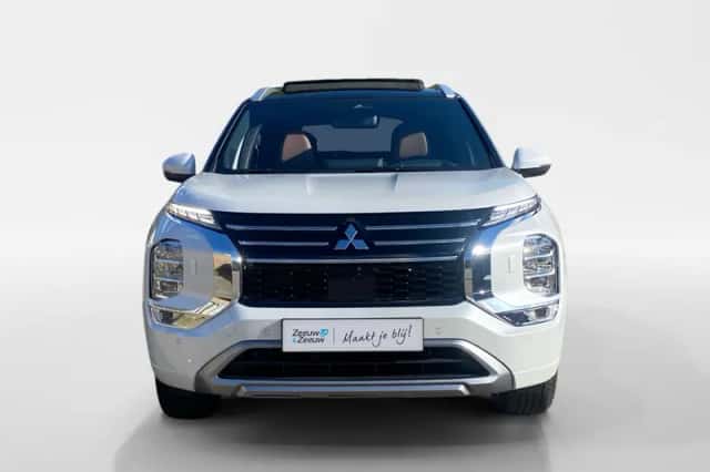 Mitsubishi Outlander (2026) thumbnail 2