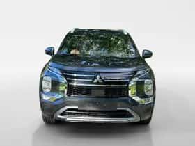 Mitsubishi Outlander (2026) thumbnail 2