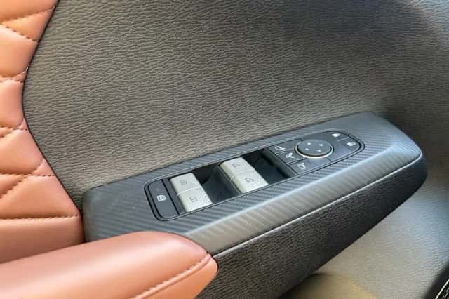 Mitsubishi Outlander (2026) thumbnail 18