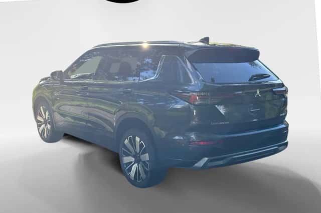 Mitsubishi Outlander (2026) thumbnail 8