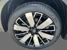 Mitsubishi Outlander (2026) thumbnail 9