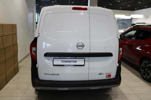 Nissan Townstar (2026) thumbnail 3