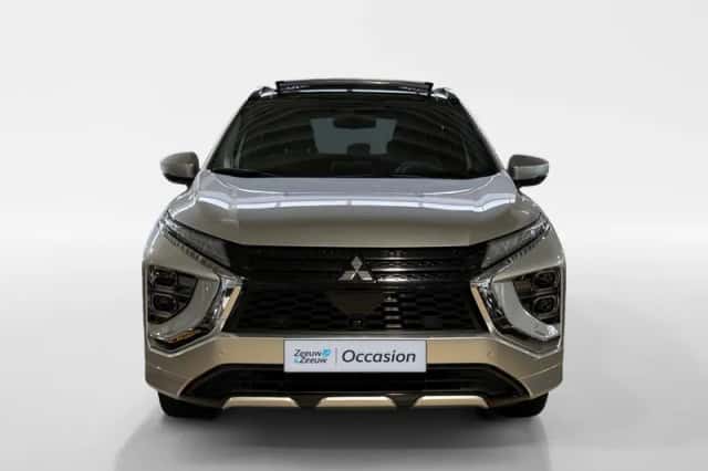 Mitsubishi Eclipse Cross (2022) thumbnail 2