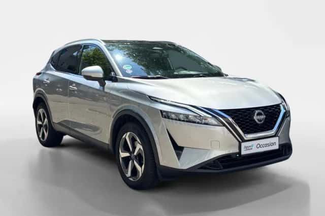 Nissan Qashqai (2022) thumbnail 3