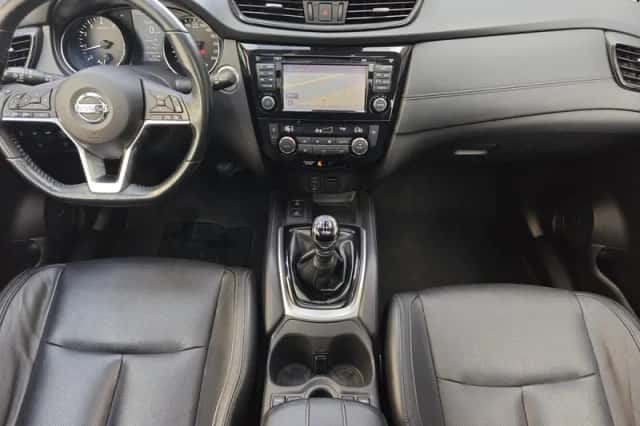 Nissan X-Trail (2018) thumbnail 13