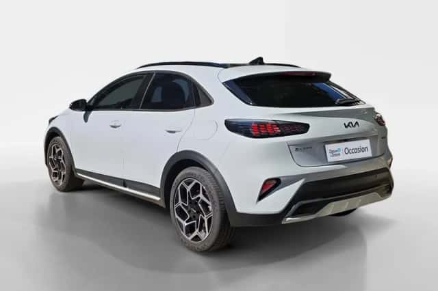 Kia XCeed (2024) thumbnail 5