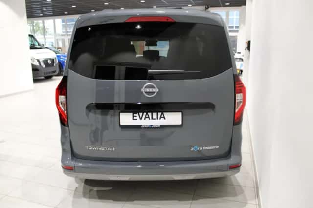 Nissan Townstar (2026) thumbnail 5