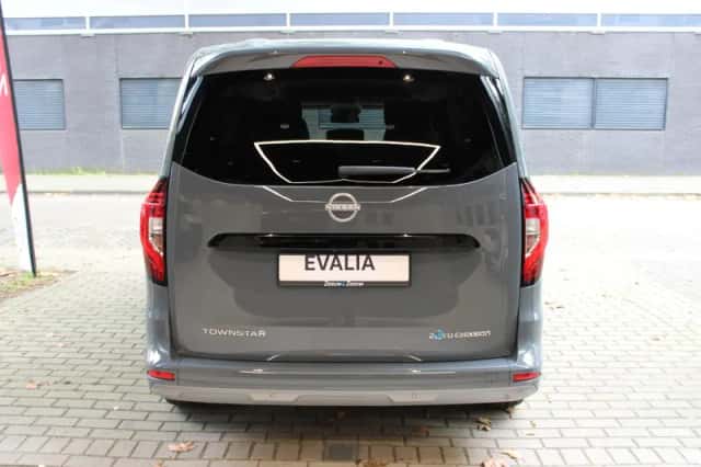 Nissan Townstar (2026) thumbnail 6