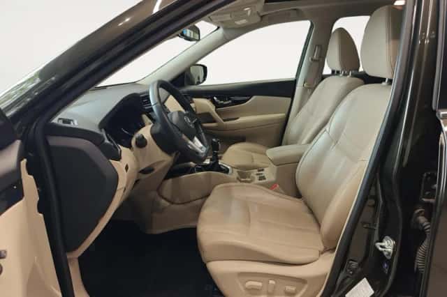 Nissan X-Trail (2018) thumbnail 11