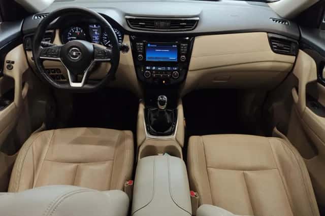 Nissan X-Trail (2018) thumbnail 13