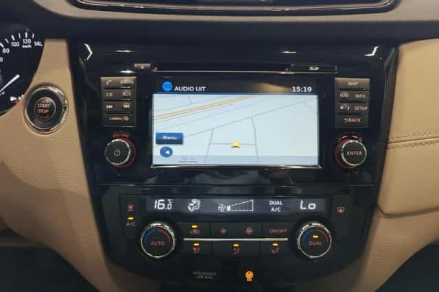 Nissan X-Trail (2018) thumbnail 18