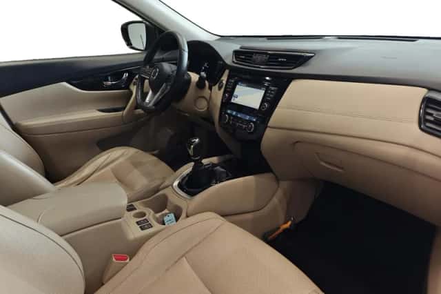 Nissan X-Trail (2018) thumbnail 20