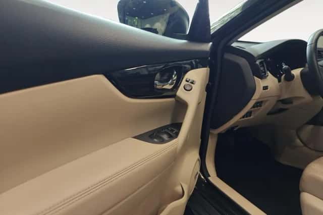 Nissan X-Trail (2018) thumbnail 26